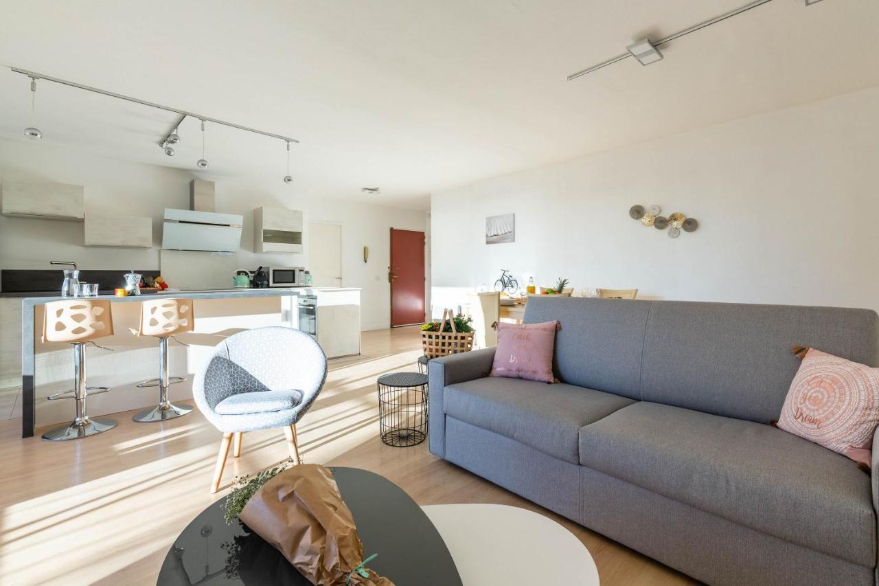 Appartement Michel-ange, Avec Terrasse Et Parking Marseille