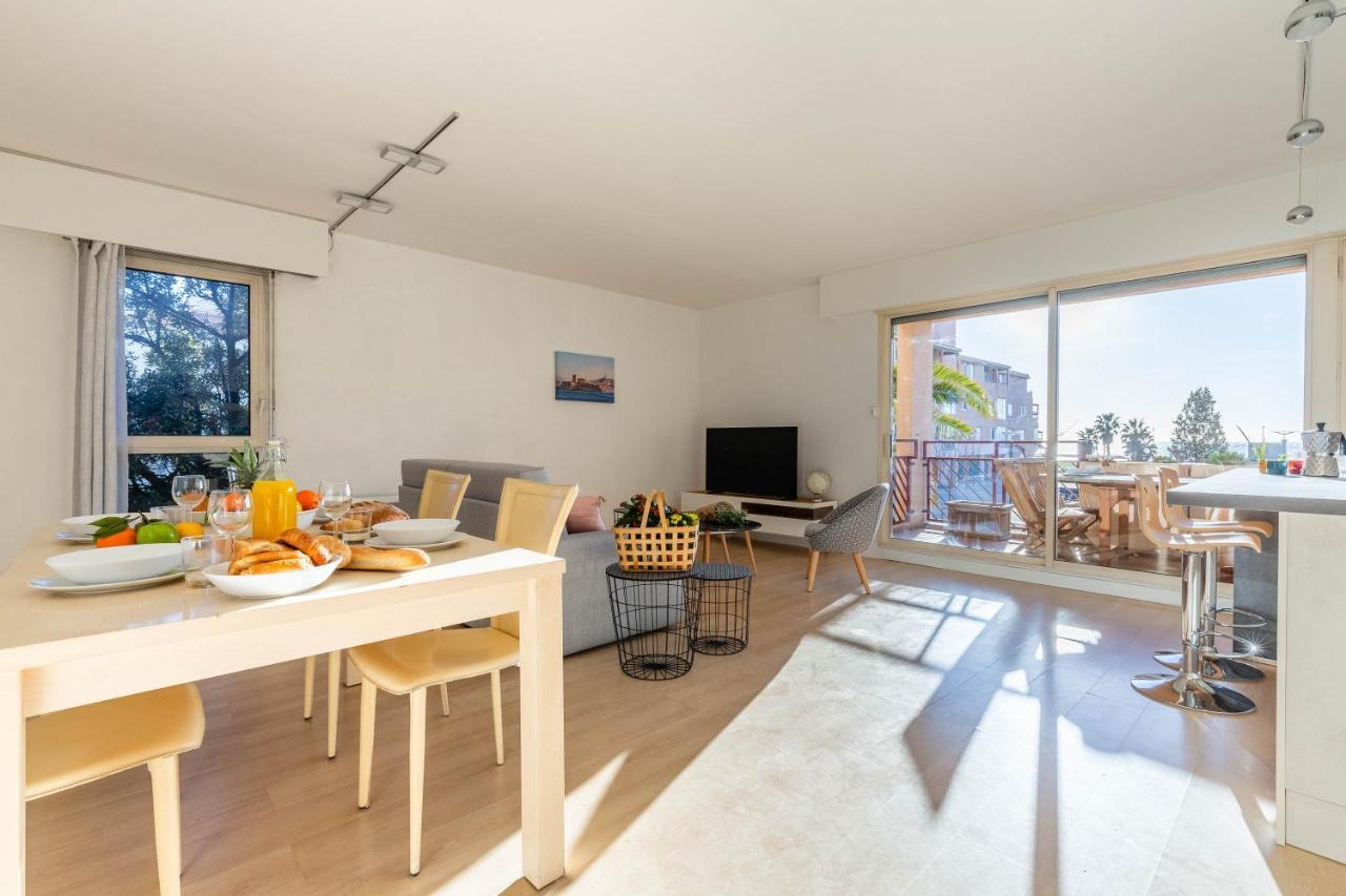 Michel-ange, Avec Terrasse Et Parking Appartement Marseille