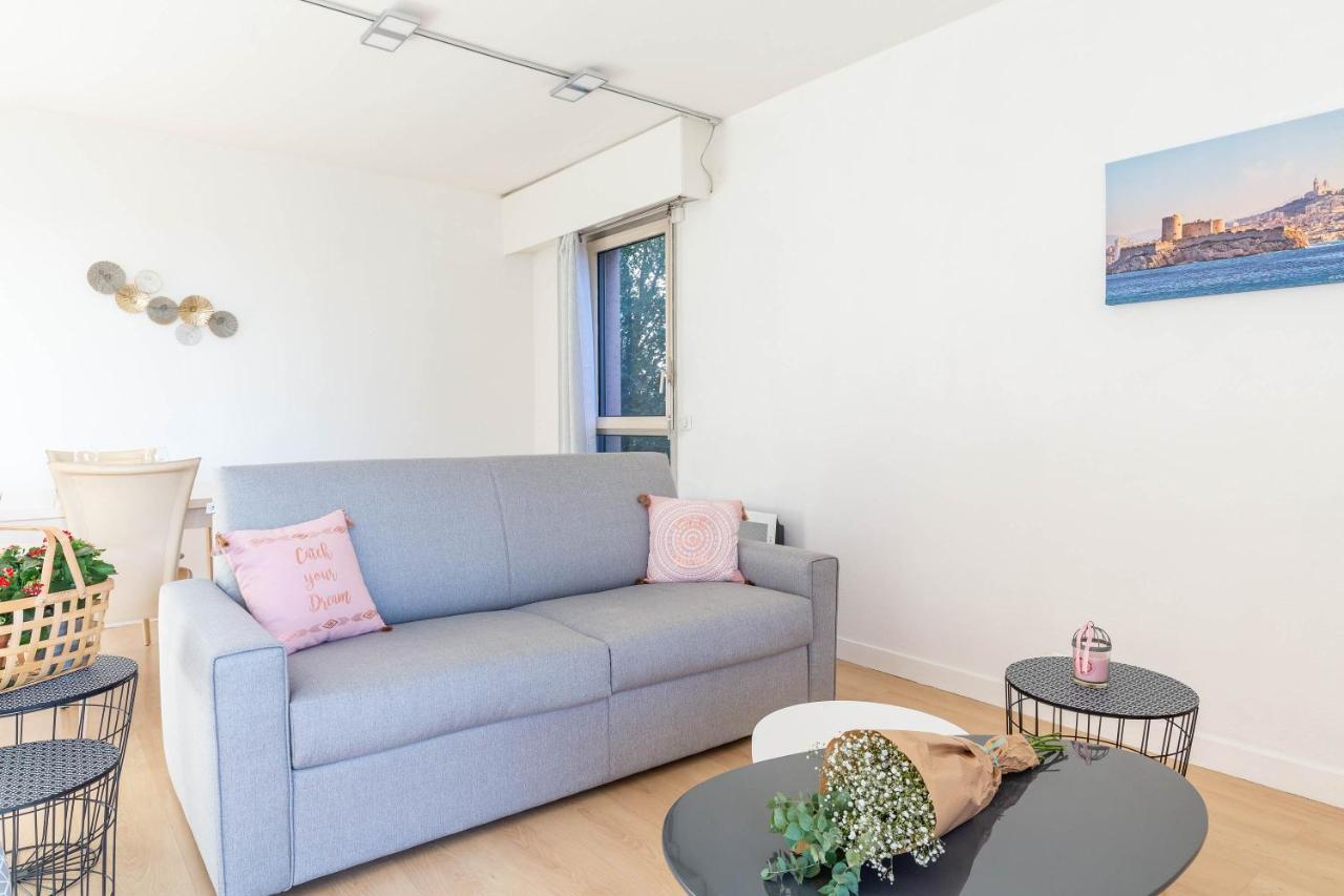 Appartement Michel-ange, Avec Terrasse Et Parking Marseille